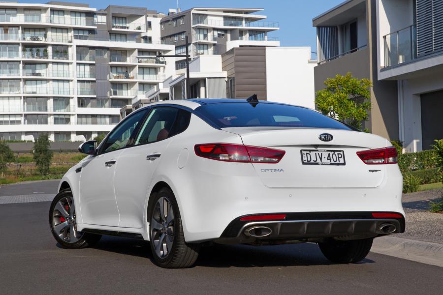  Kia Optima GT 2016 года  (AU) (фото 14 из 18)